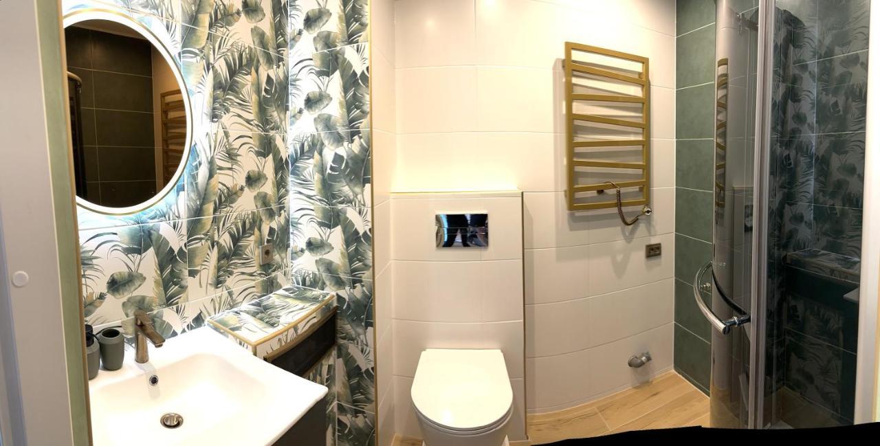 Gertrude'S Heart Apartment Riga Ngoại thất bức ảnh