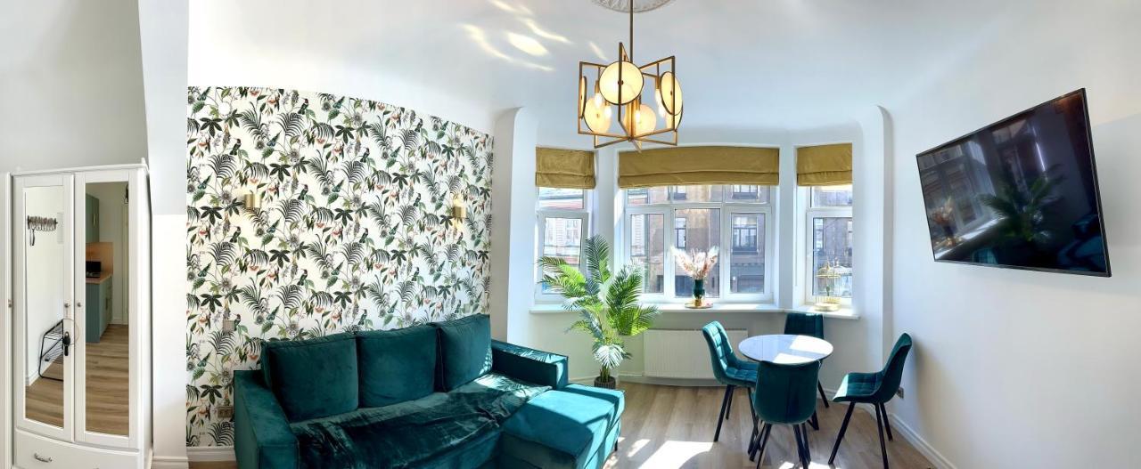 Gertrude'S Heart Apartment Riga Ngoại thất bức ảnh