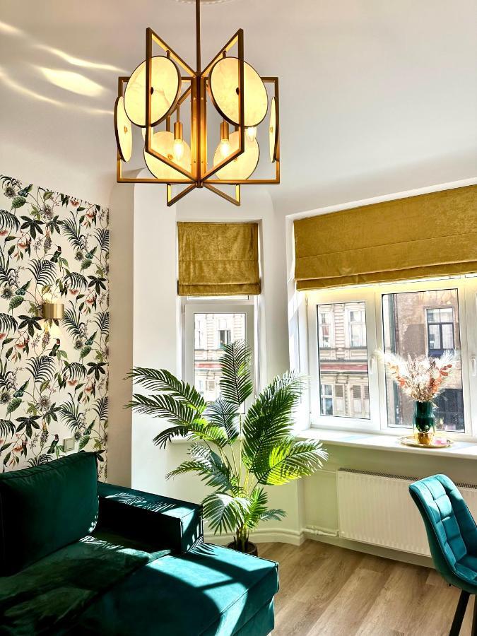 Gertrude'S Heart Apartment Riga Ngoại thất bức ảnh