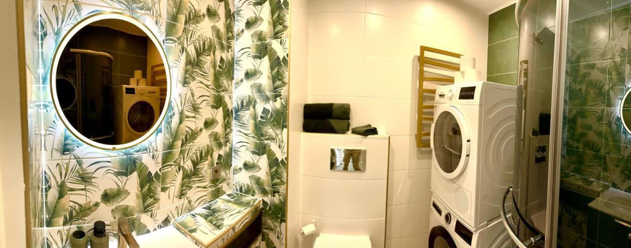 Gertrude'S Heart Apartment Riga Ngoại thất bức ảnh