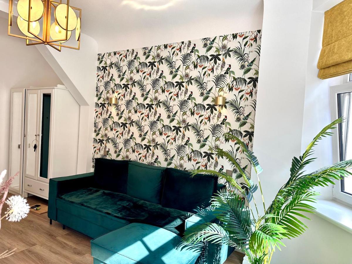 Gertrude'S Heart Apartment Riga Ngoại thất bức ảnh